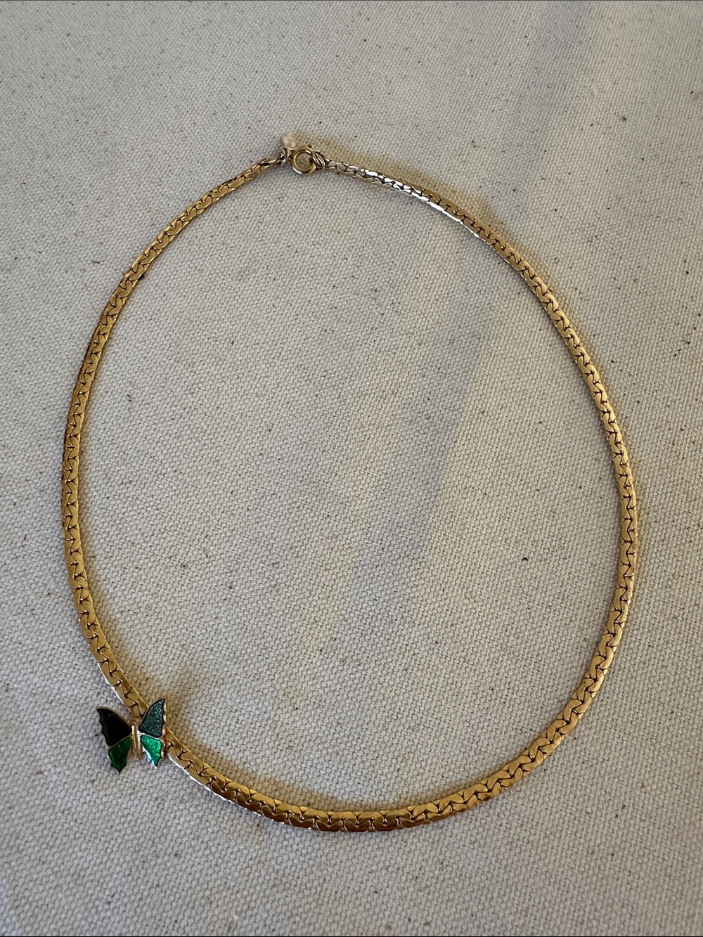 Avon Green Butterfly Pendant Gold Necklace